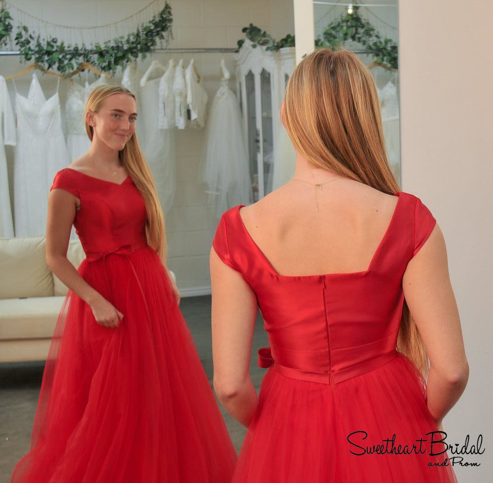 Pr711-Red Formal Wear