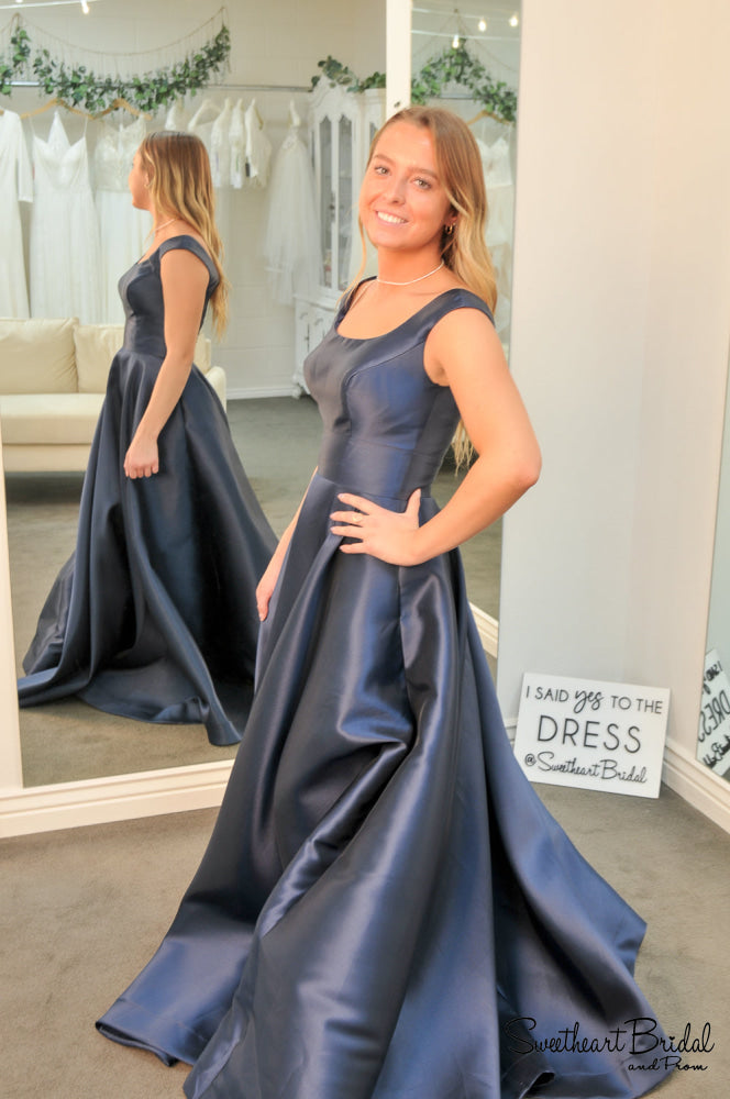 Pr722-Navy-Available In Sizes 2 10 18 Formal Wear